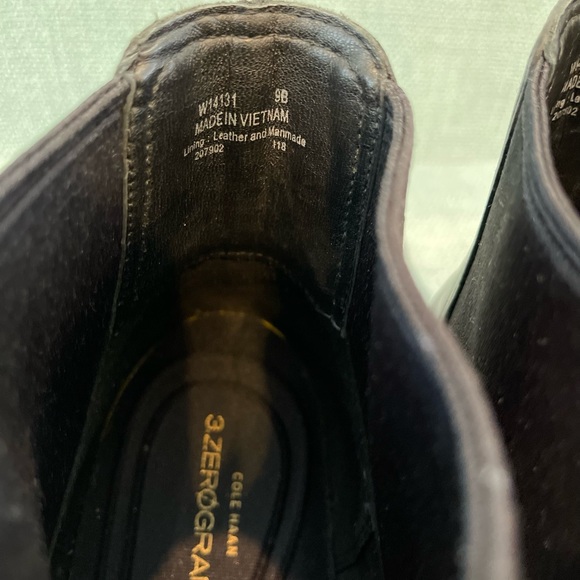 Cole Hahn pull on booties *like new* - Picture 6 of 11